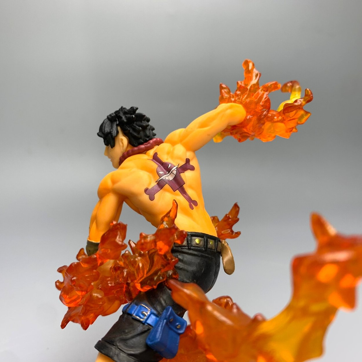 Mô Hình OnePiece Ace 14cm Chiến đấu trong bộ 2 Luffy vs Ace
