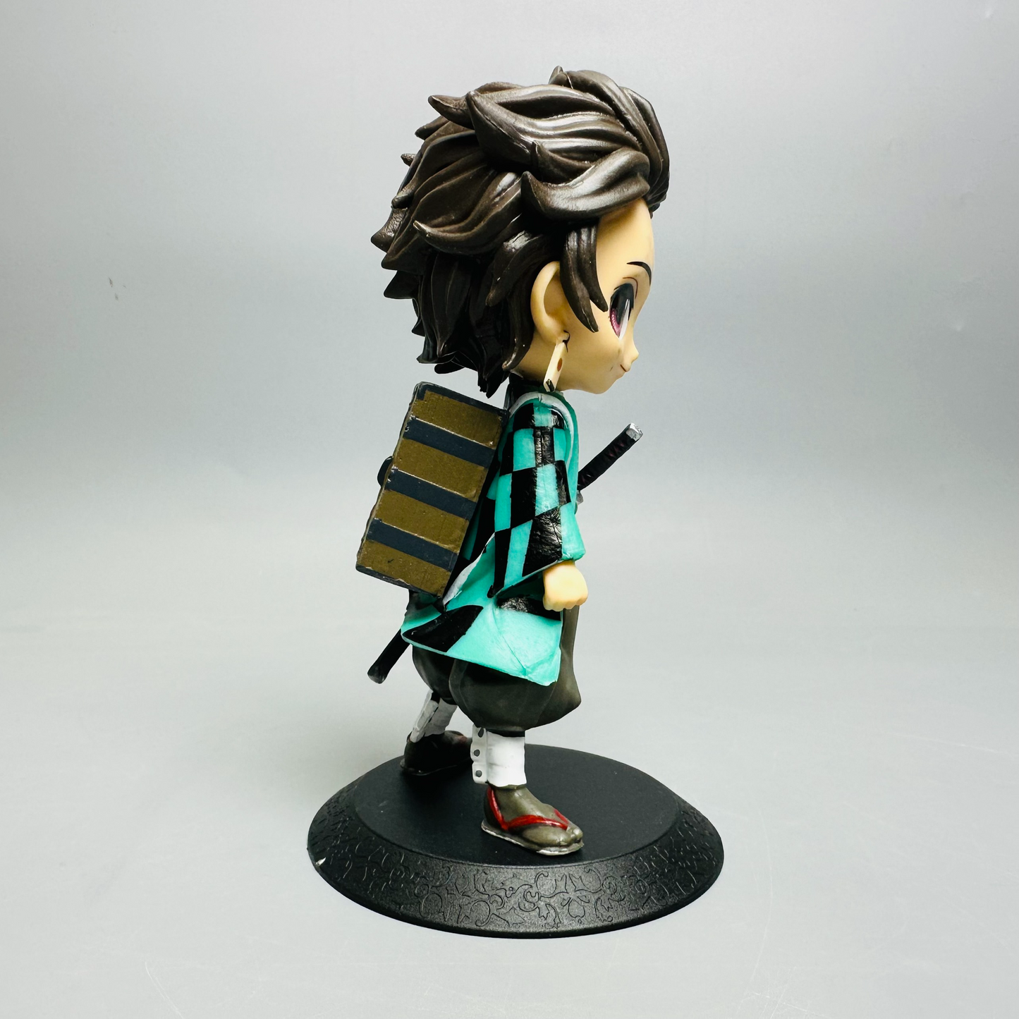 Mô Hình Kamado Tanjiro chibi Thanh Gươm Diệt Quỷ 15cm
