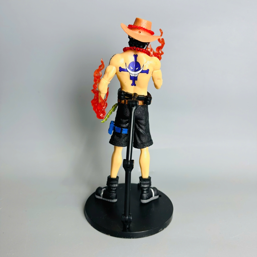 Mô Hình One Piece Ace Dáng Thẳng Có Gậy Chống Lưng 21cm