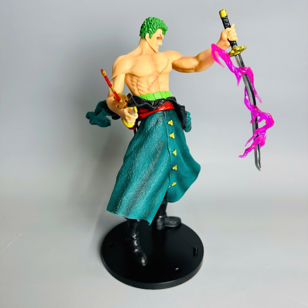 Mô Hình One Piece Zoro Cầm Kiếm cao 21cm