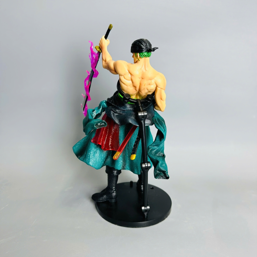 Mô Hình One Piece Zoro Đội Mũ cao 21cm